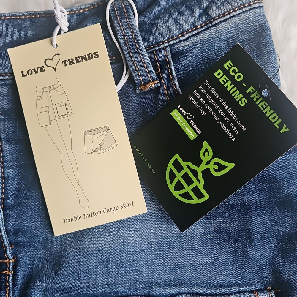 NWT Denim Cargo Women Shorts - Picture 3 of 9